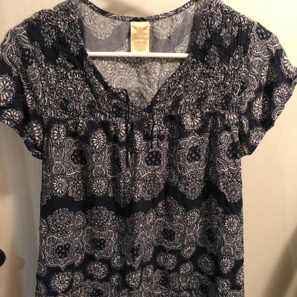 Faded glory short sleeve blouse
